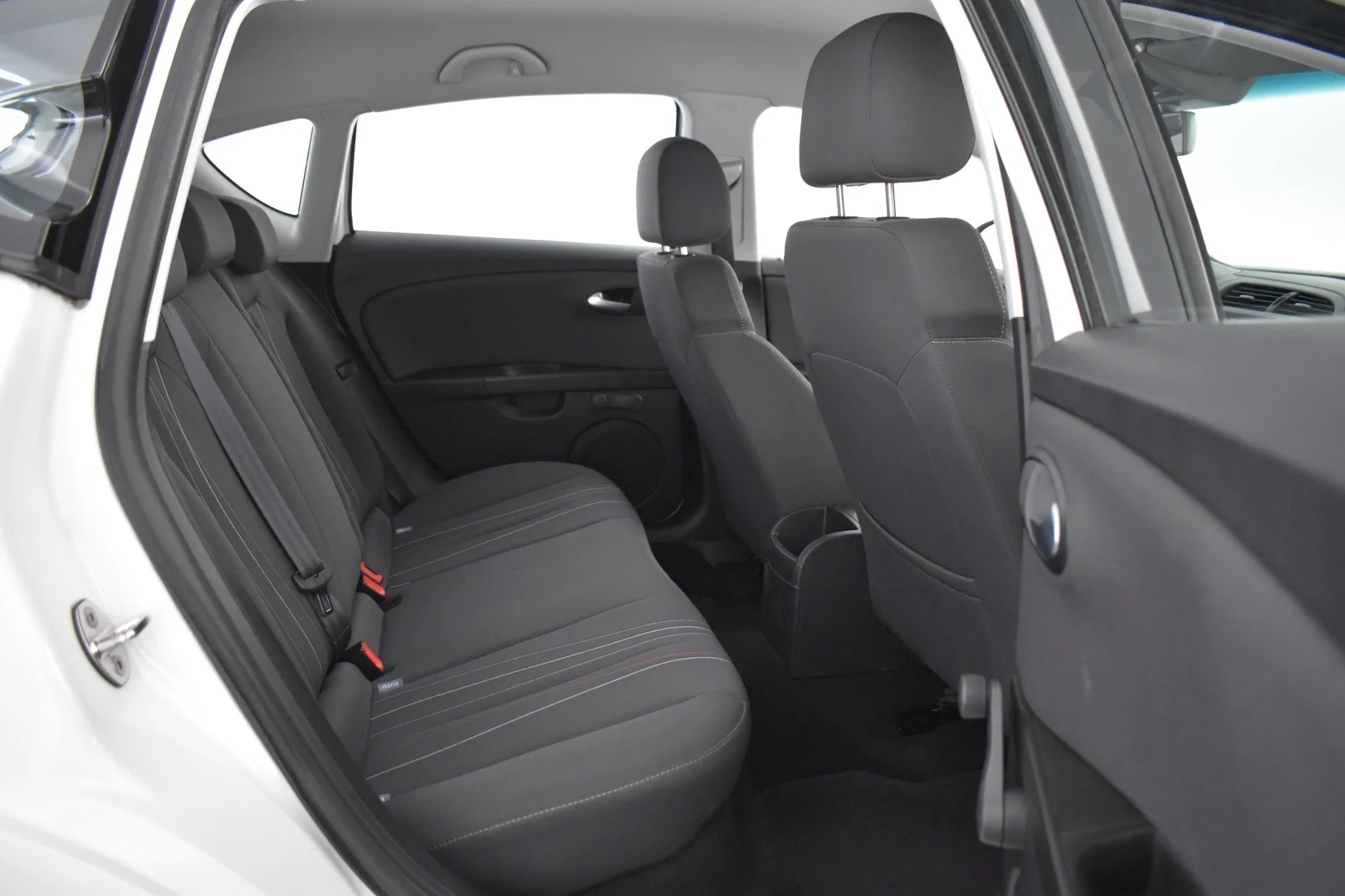 Car Image - 5tA07n63KI774SBi8tFS4I