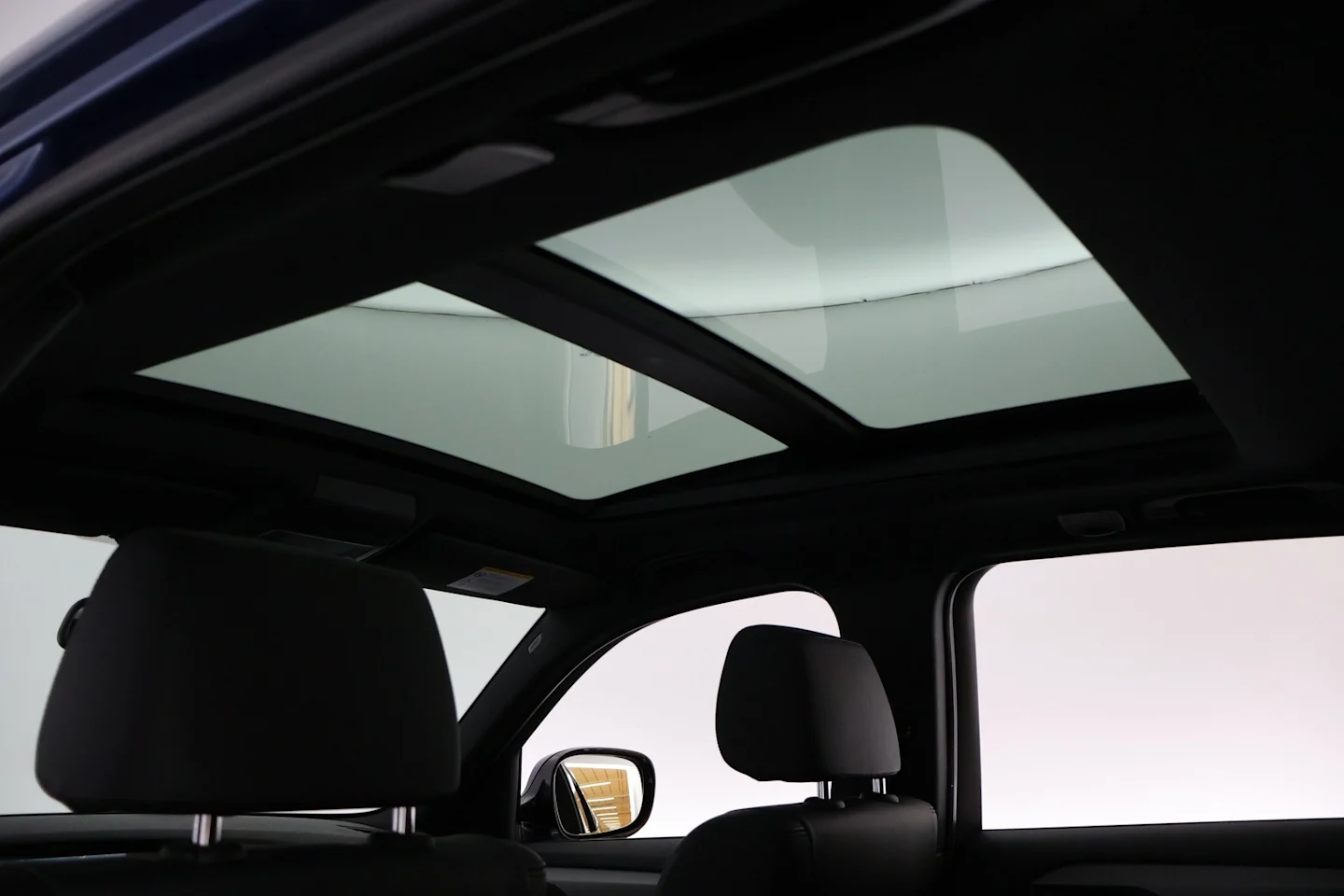 Car Image - 77IsHvSOuIvNiFFsn9eSKb