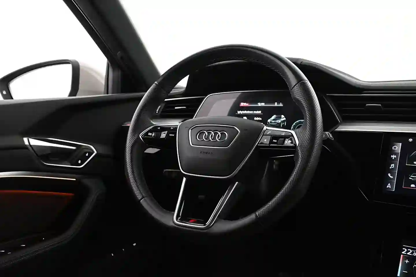 Car Image - qCFw3IG80JzlBlsNaRP2e