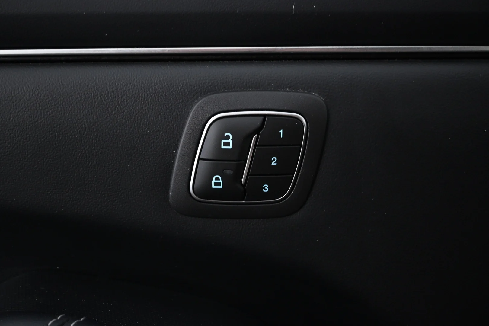 Car Image - 2MPJ82wFfZa6Sdh5P7Brfx