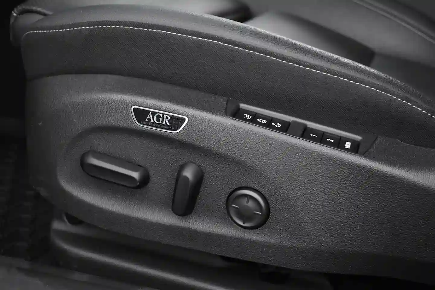 Car Image - 6vfpdD2hlSA2s9iim6d8al