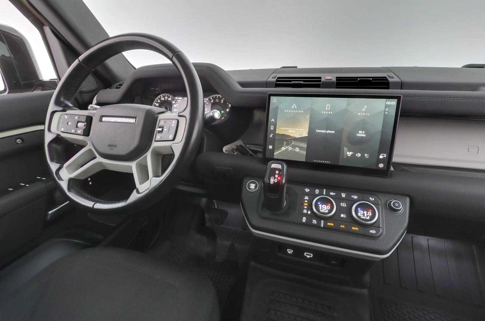 Car Image - 4C3GTPG4BUjkCEft3h9w8P