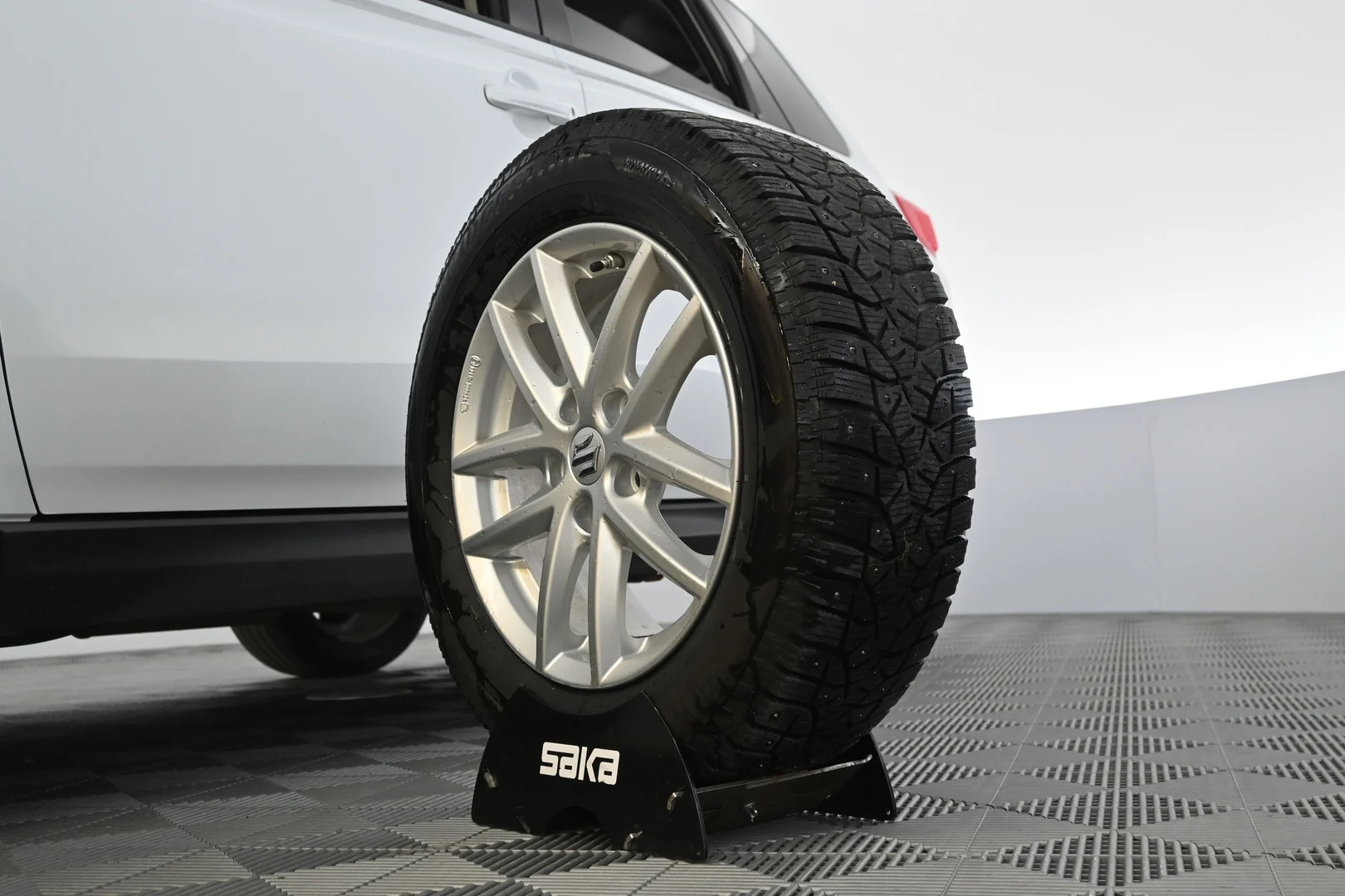 Car Image - LNDLtHXkQynyBfC19vRNQ