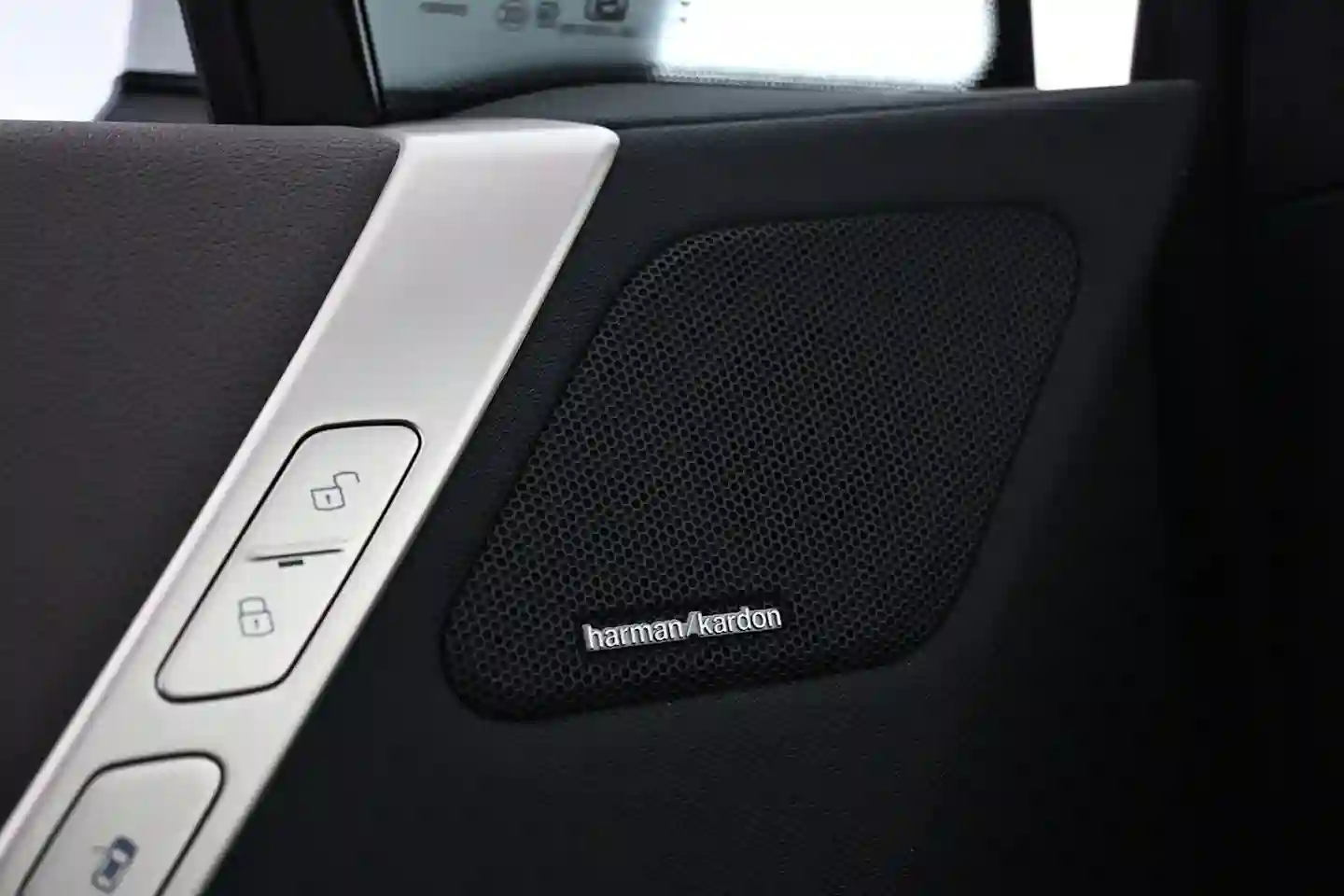 Car Image - 5UGiQYknlwgMPXu5gmkjsl