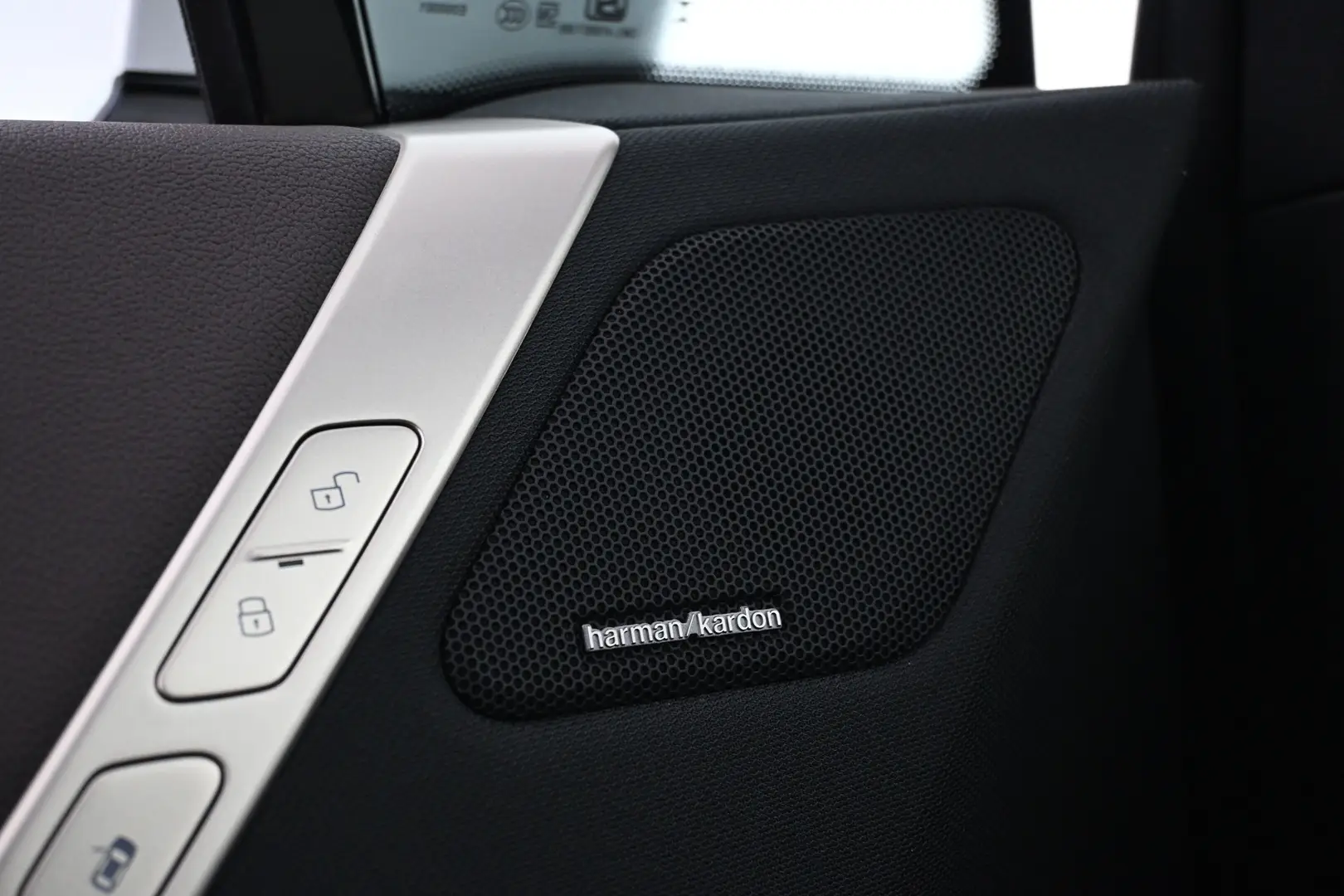 Car Image - 5UGiQYknlwgMPXu5gmkjsl