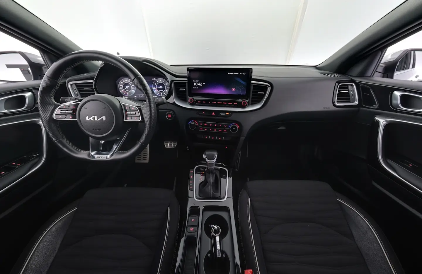Car Image - 71VSRTsyE2NsgER7LOKL2N