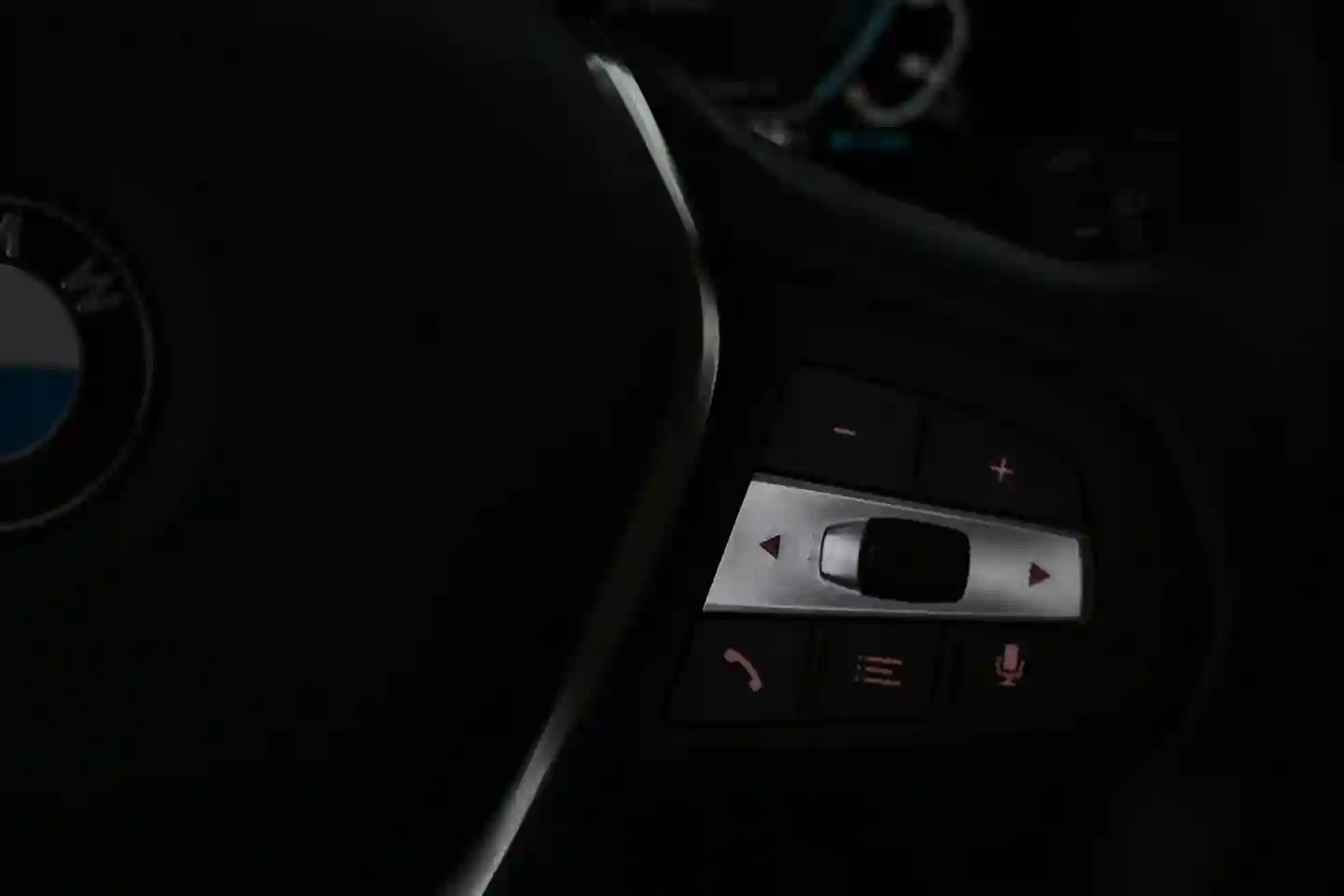 Car Image - 5lIqnjEwqGniyC9H95Pio9