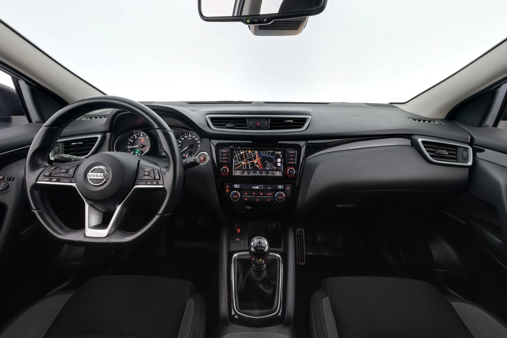 Car Image - 2yoB8yukraEIjKnJhDP1GJ