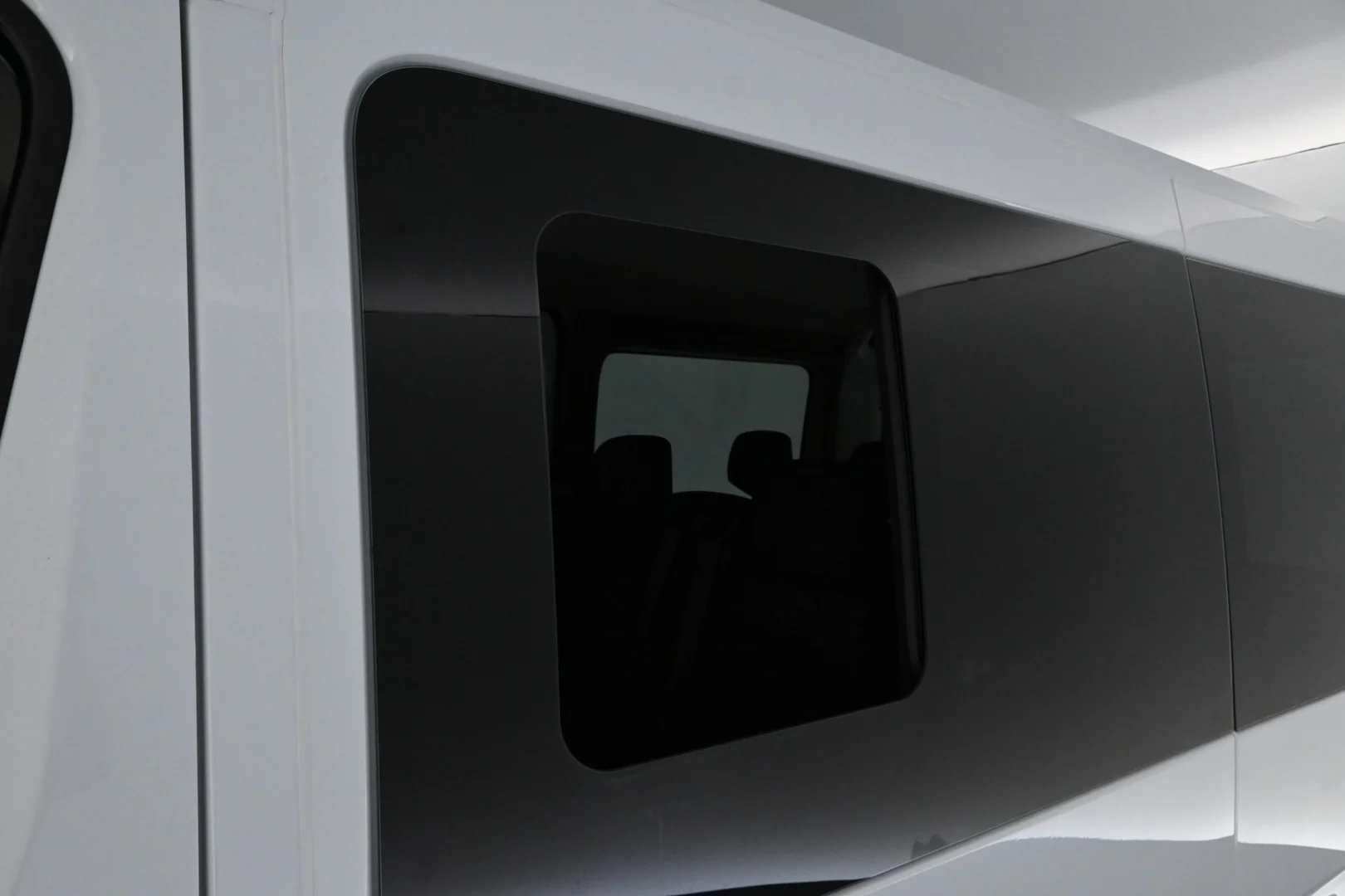 Car Image - 60w0nKeemZfx6JULUkWuCP