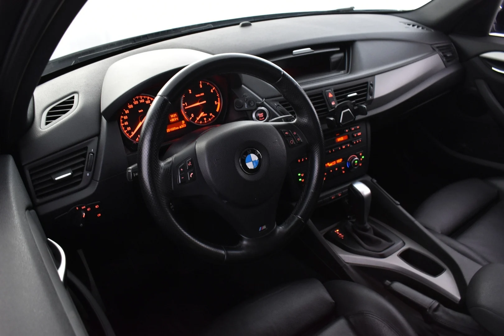 Car Image - 4nBsqiNdIBJt220qY41Tkh