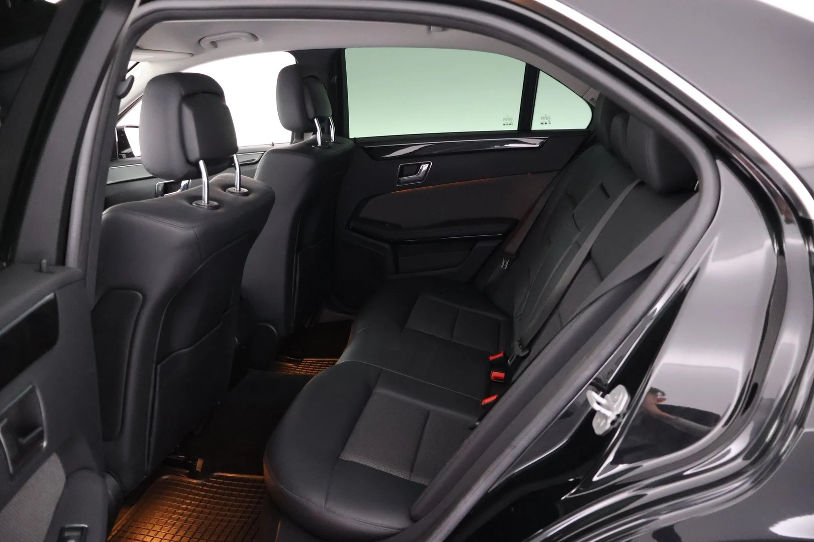 Car Image - 30kWC50iPk6TROSFGlEKcZ