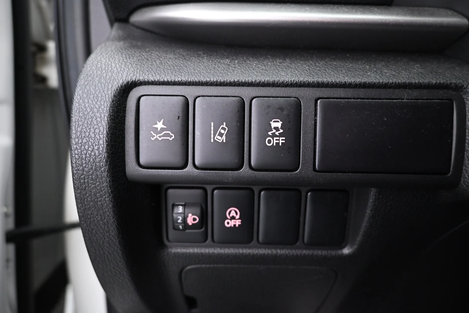 Car Image - 1lb63mQQJ1PE7aNSRajxcO