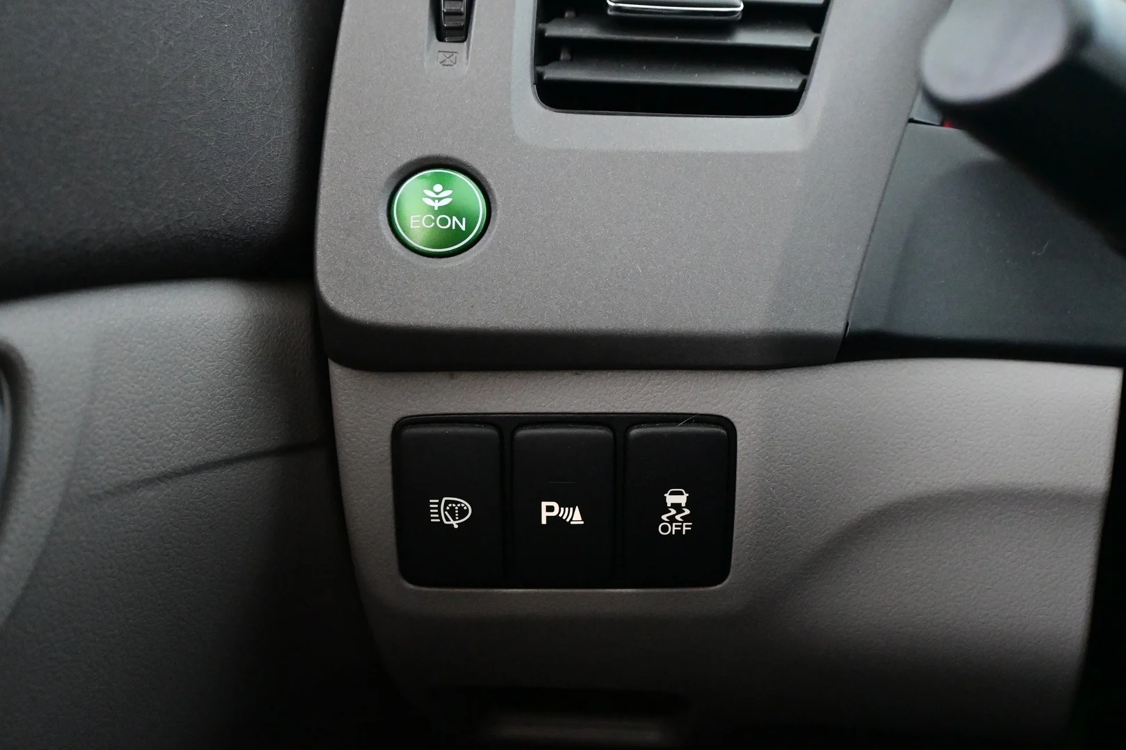 Car Image - 1f4SwXNc8sMZ8HlBVLTBwr