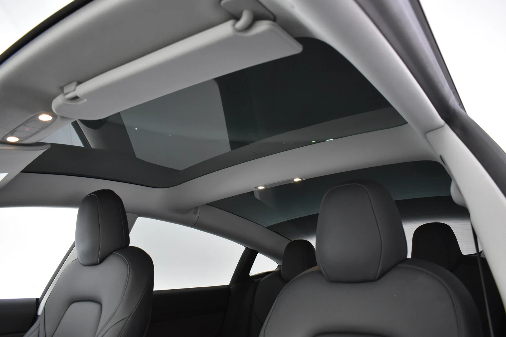 Car Image - 6FFhHSCU7DDUEzv8pcMfkY