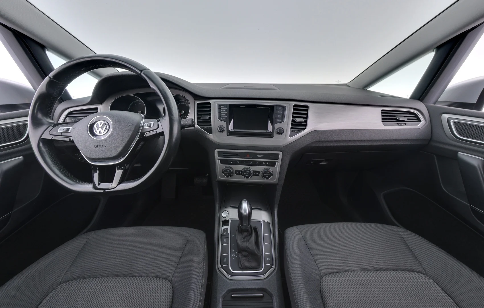 Car Image - 3ExxM1KSEDLN2M9bg60lHl