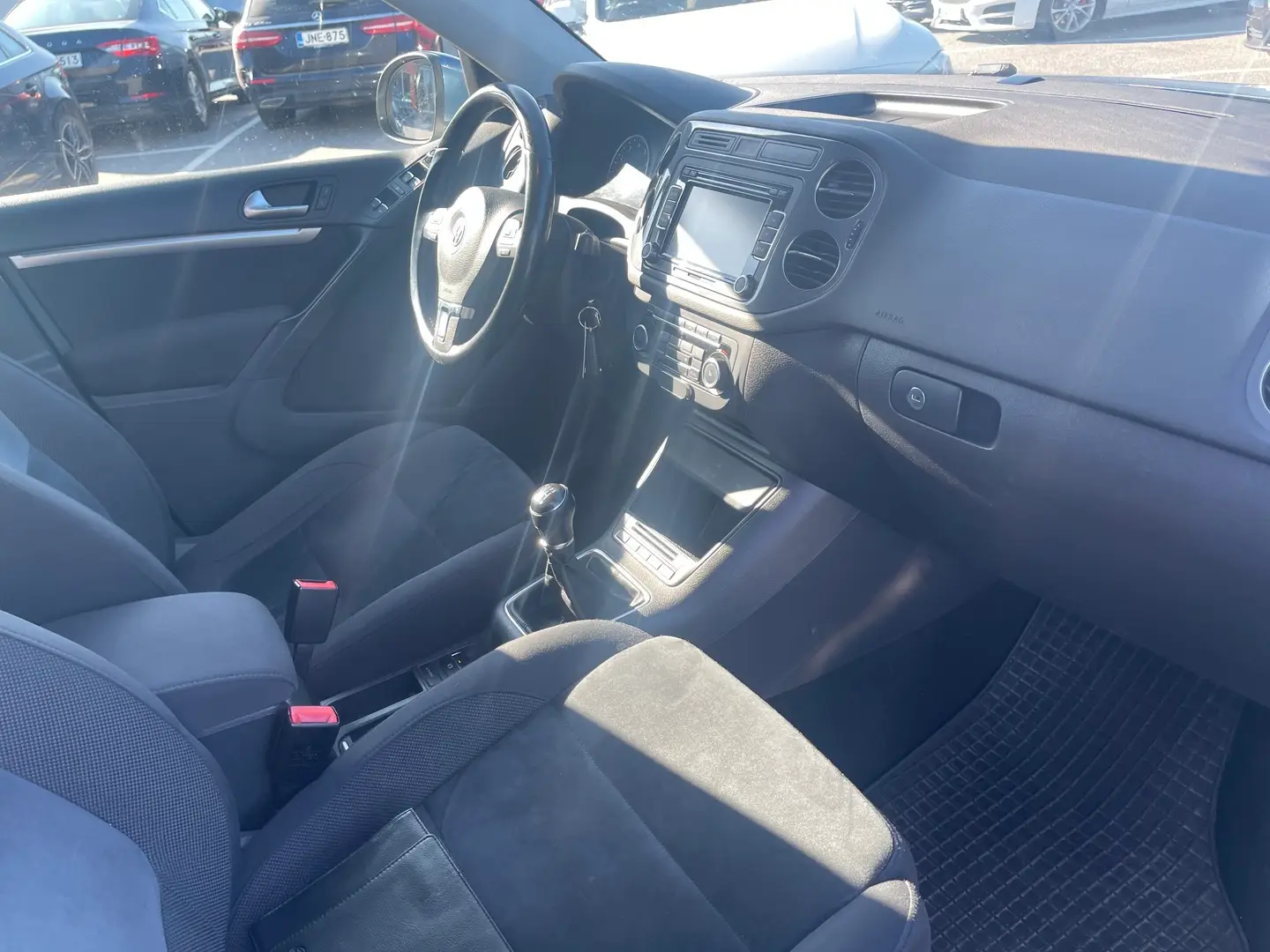 Car Image - 26O8EuBy7AMzLvNaJuQDcp