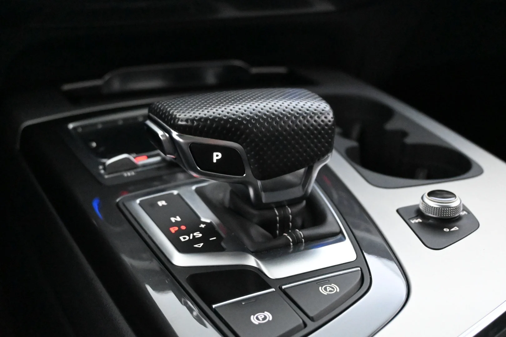 Car Image - 24UtfMTW8Z1DRjp7sBW1sV