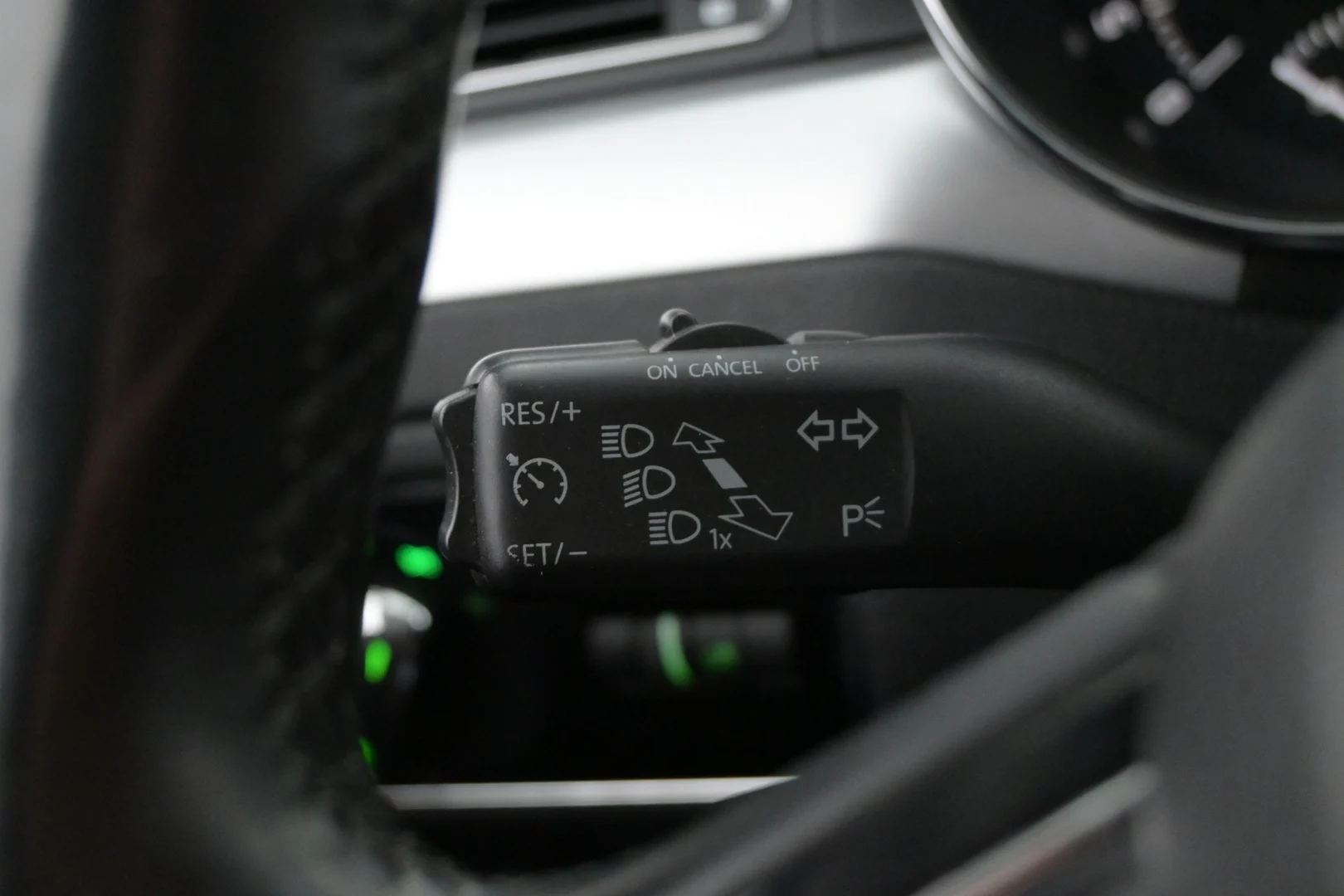 Car Image - 2oSixAoiKc8HR9nRxCMQdY