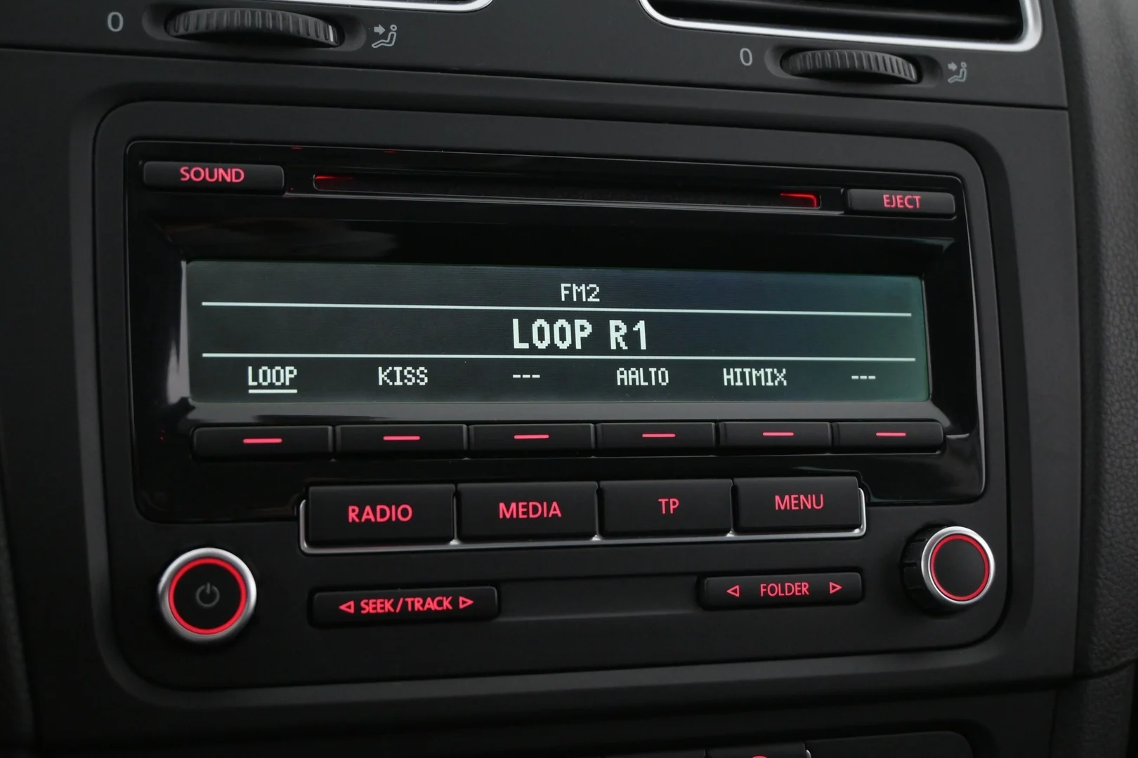 Car Image - 2usgDPVwMakDzvrrjnN9Lb