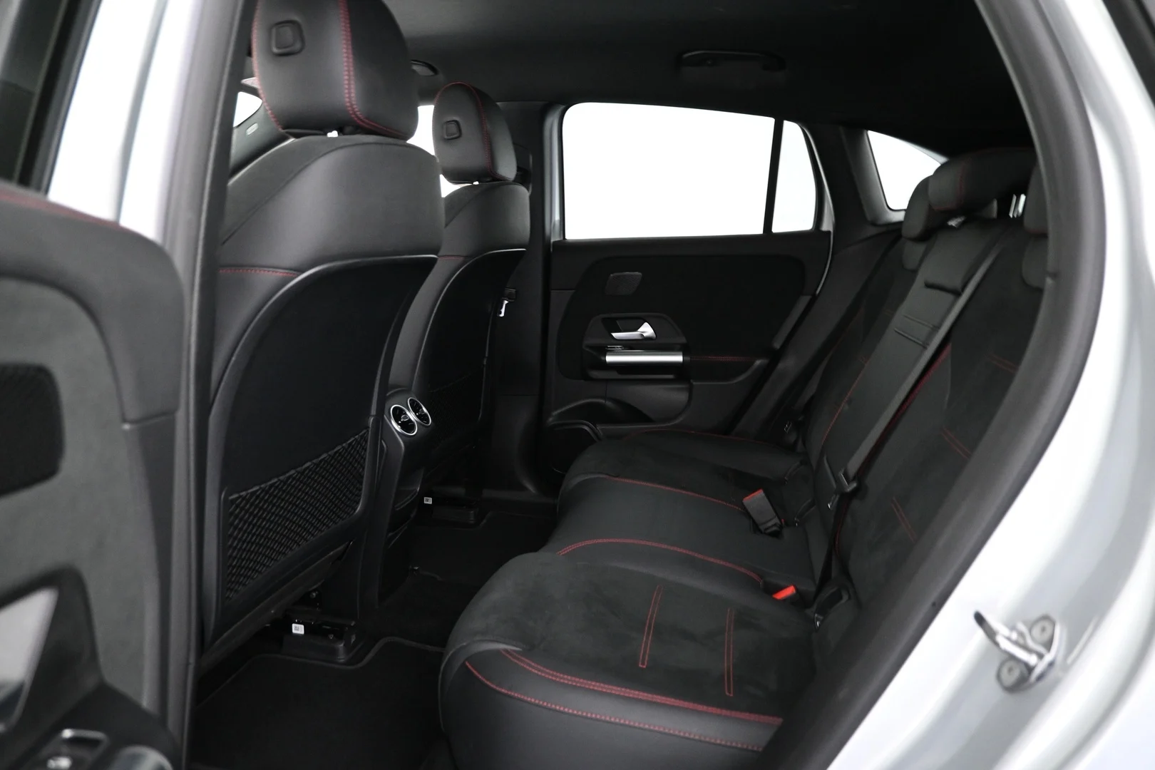 Car Image - pIHxY9w6fVBzfWVLK2Gzi