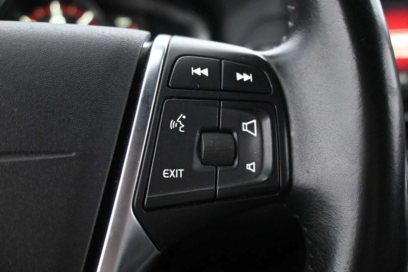 Car Image - 45fTbKPT6vs7YL6sogLMlN