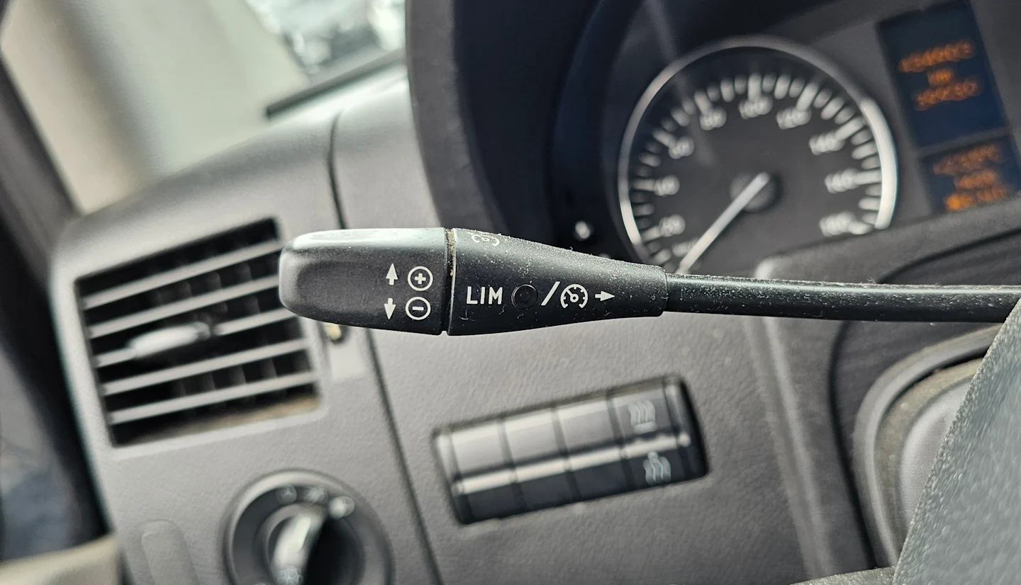 Car Image - 6iTLXBmcbfyZSmObM4ISiM