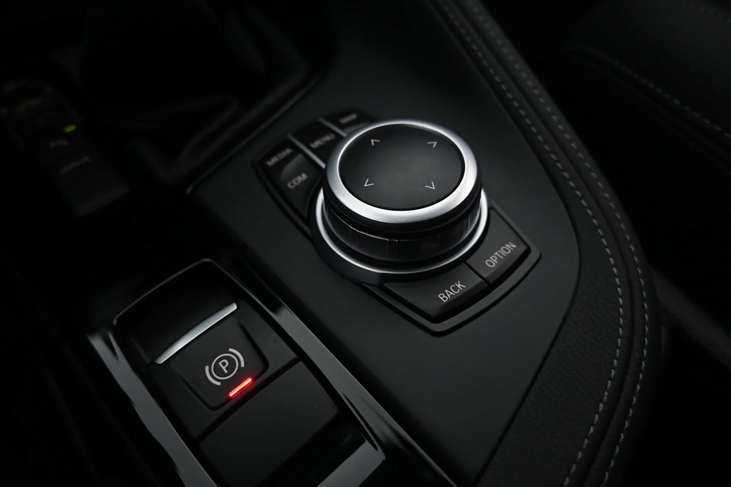 Car Image - 5gUb7B6e39f9tkd0nTrK0j