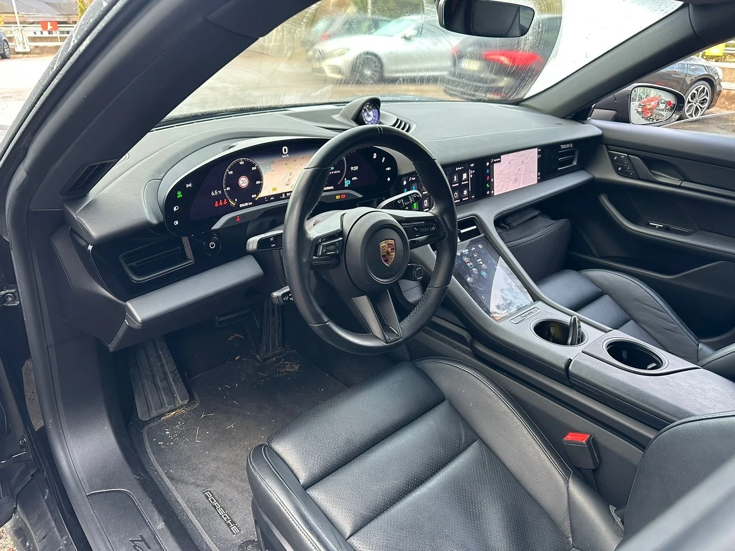 Car Image - 7I2hW6LE35XAXXdM9jFI6O