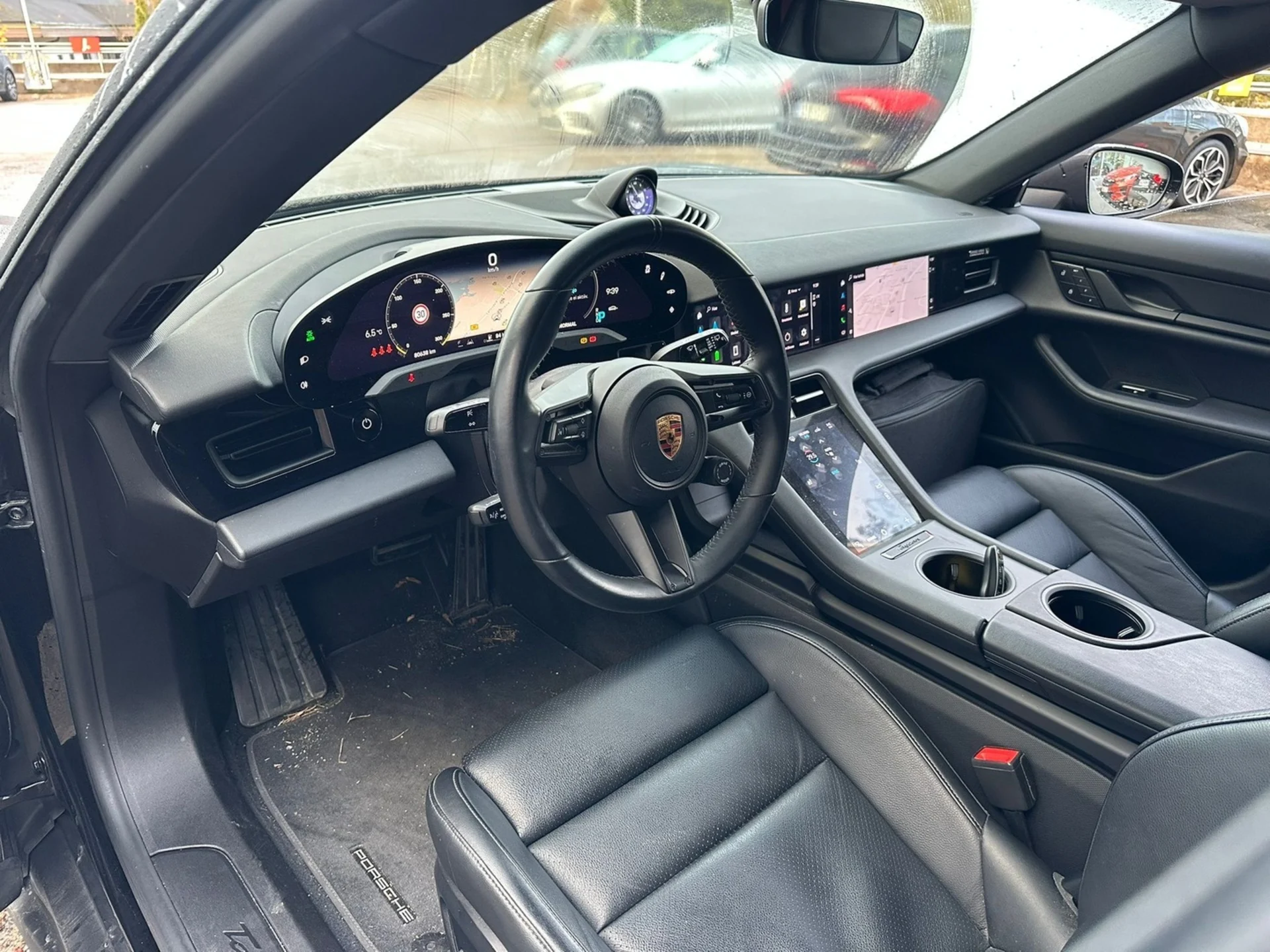 Car Image - 7I2hW6LE35XAXXdM9jFI6O