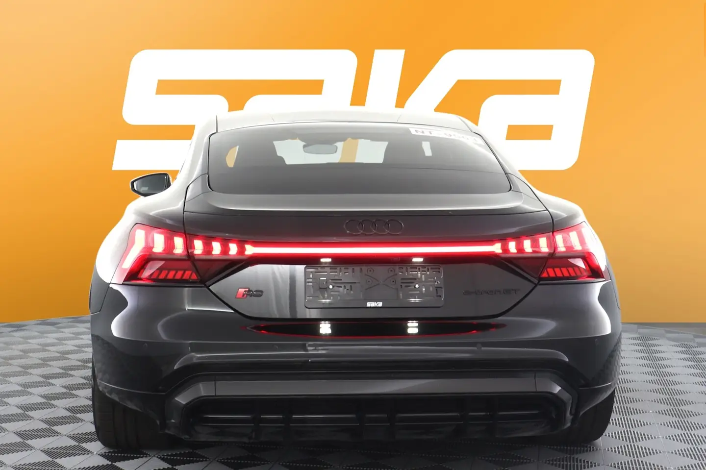 Car Image - 1BzKyQcAr1FmMDbbFrQy1z