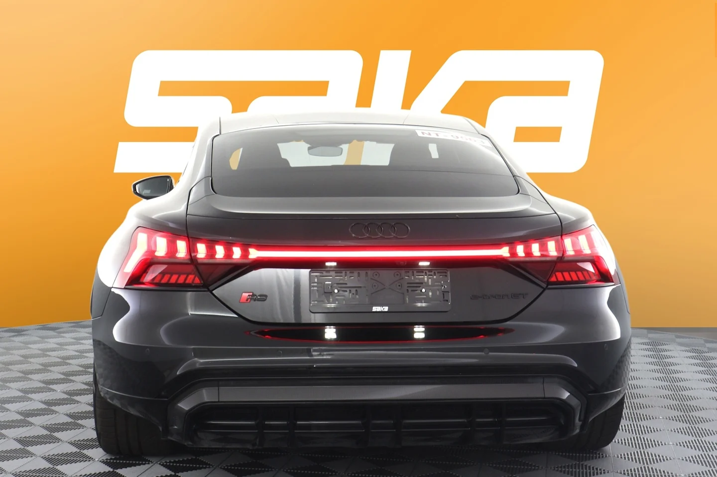 Car Image - 1BzKyQcAr1FmMDbbFrQy1z