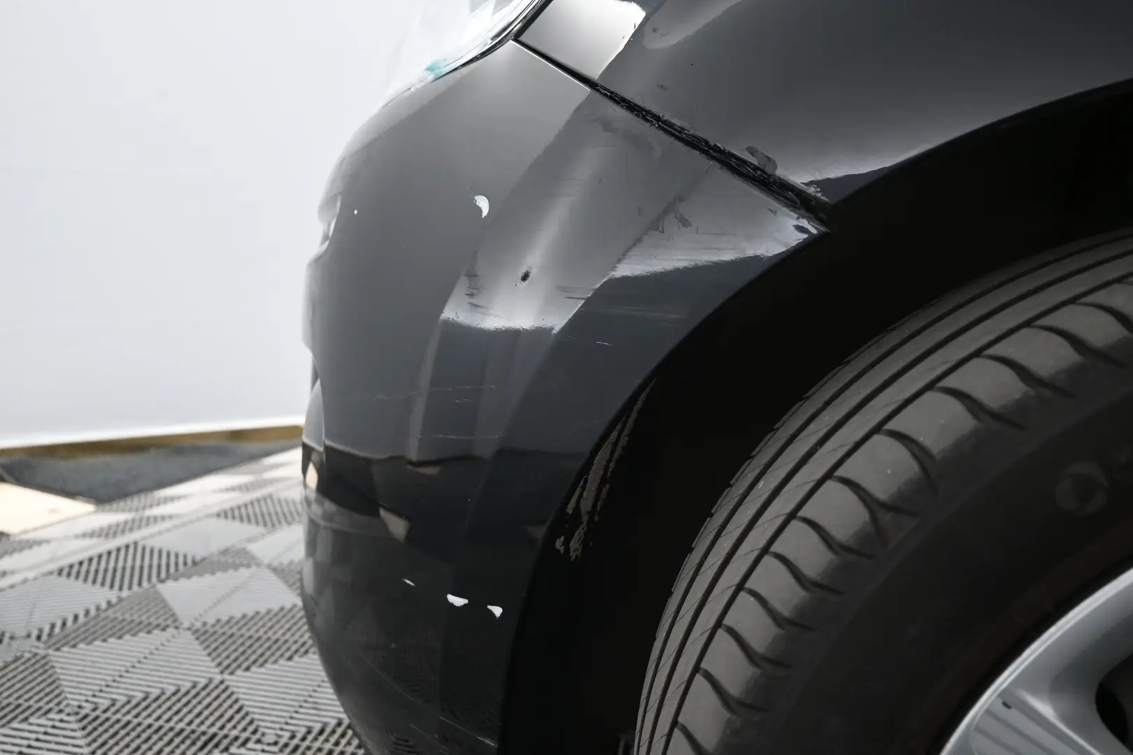 Car Image - 4jMCzcsqsNuAhfnHBnBfff