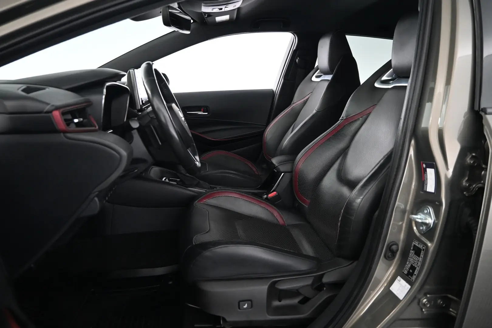 Car Image - 4wD4Pzlj1ii4ke4GQqwYlm