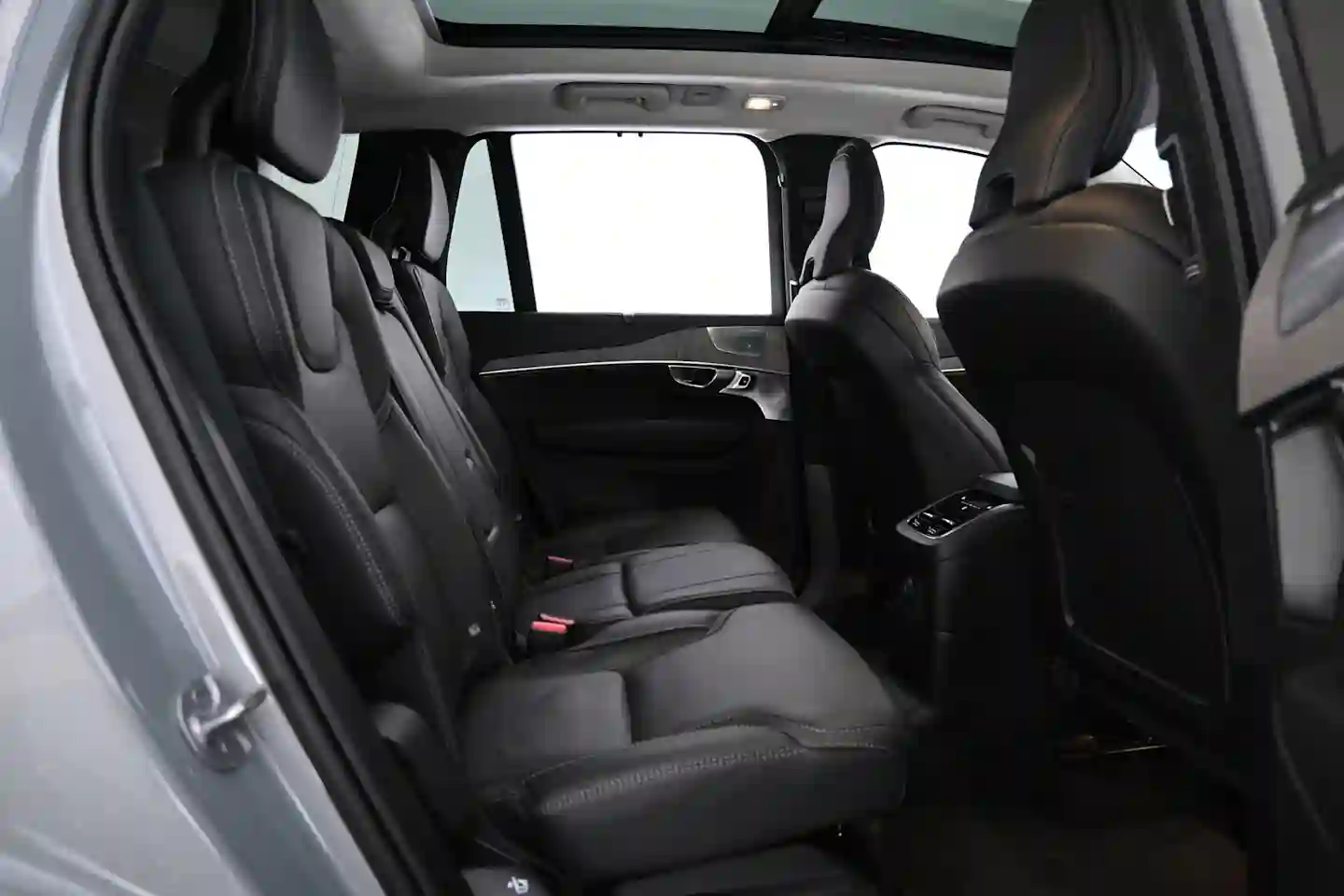 Car Image - 7h8SUBjdtpQz7vkv2F3MgF