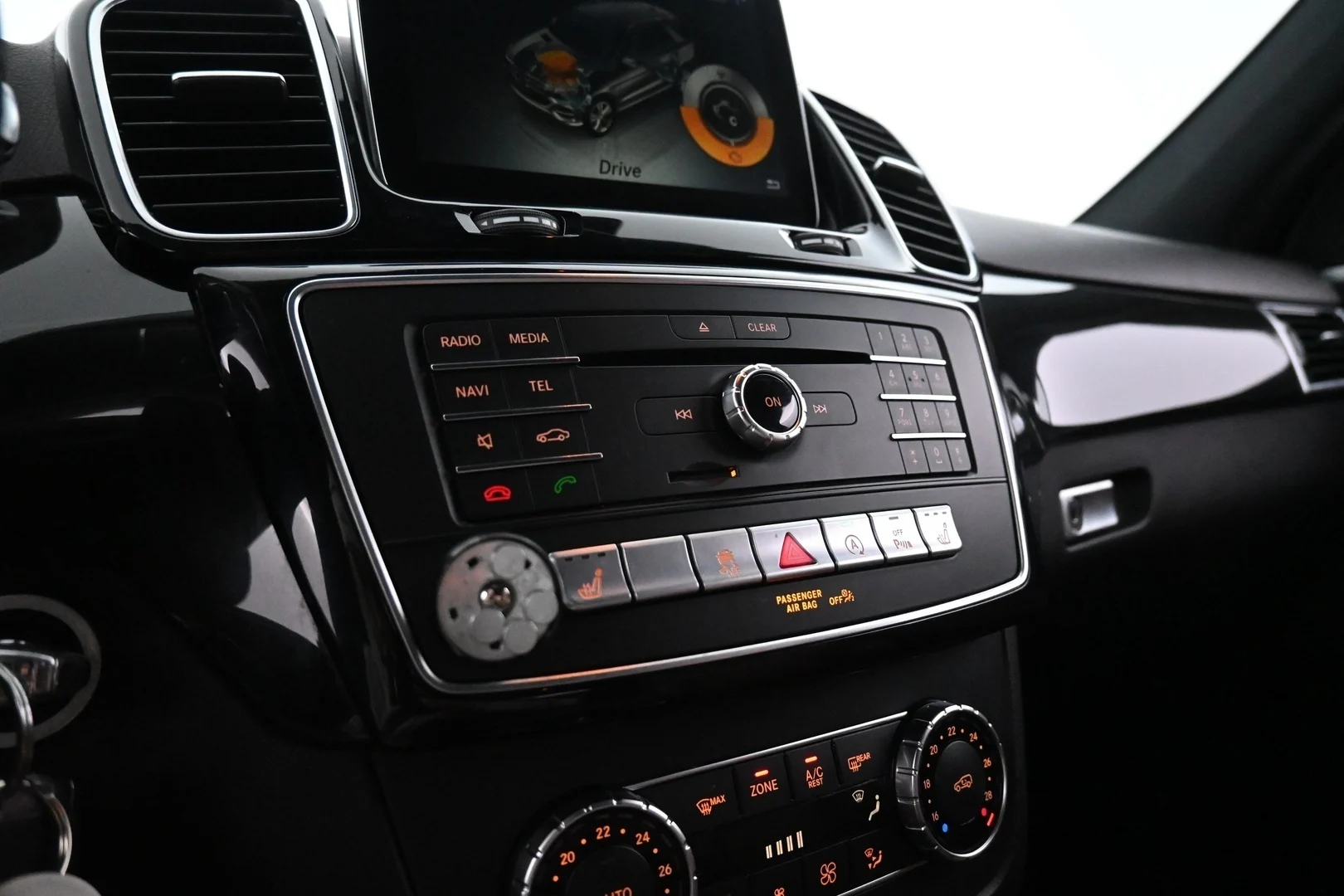 Car Image - 48q6xSqn4uulk5SGxpsdjL