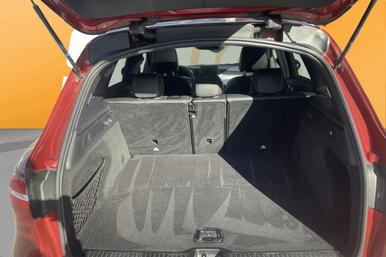 Car Image - 2kyrFZrOL1wDmY8VWZ3xwV
