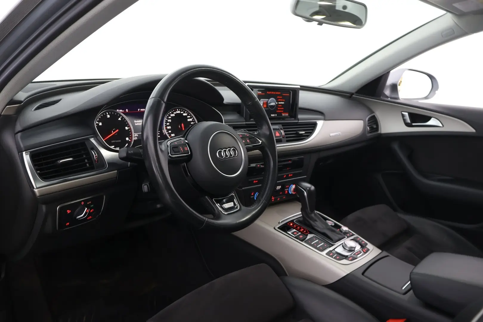 Car Image - 4rREyZxyrwDnVVvDxit50i