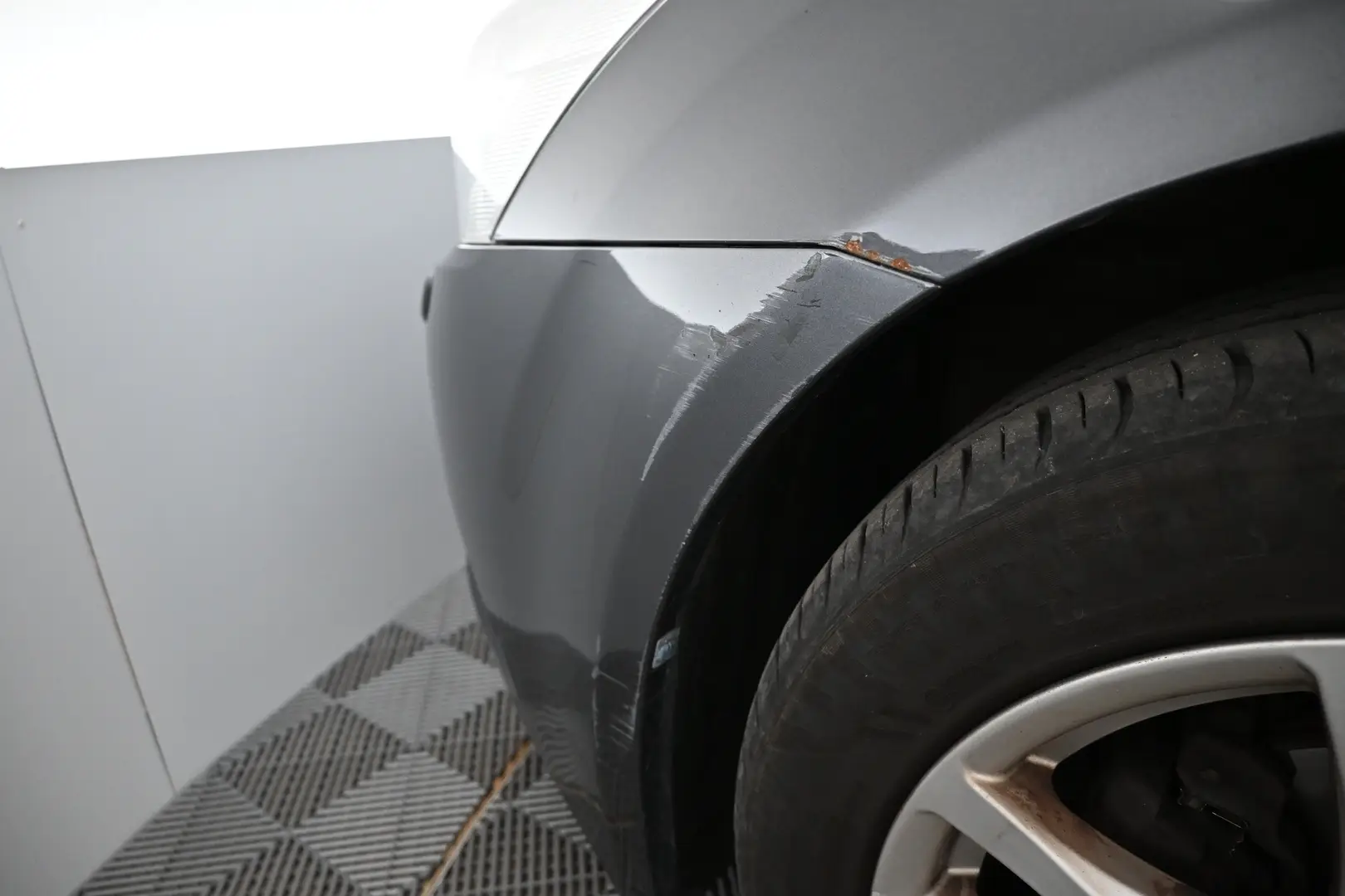 Car Image - 6Xhk5BkiGCSX5HSQIPg6gb