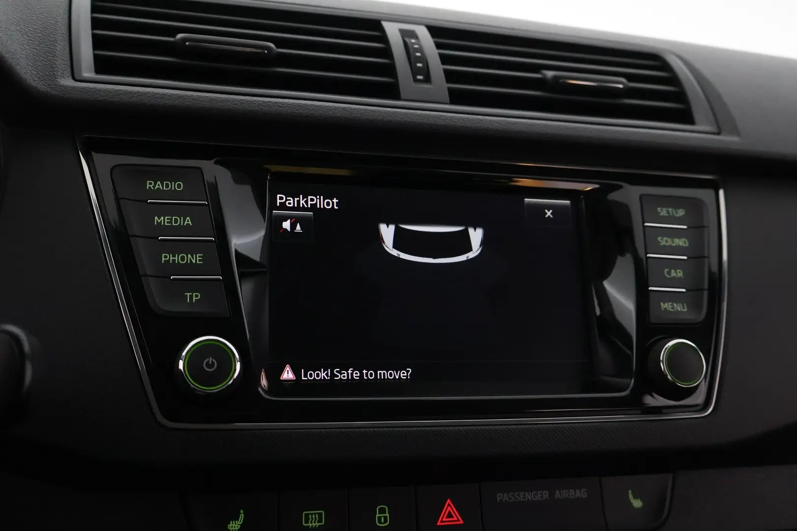 Car Image - 7kMjx4Dv79WuI4WlAObiil