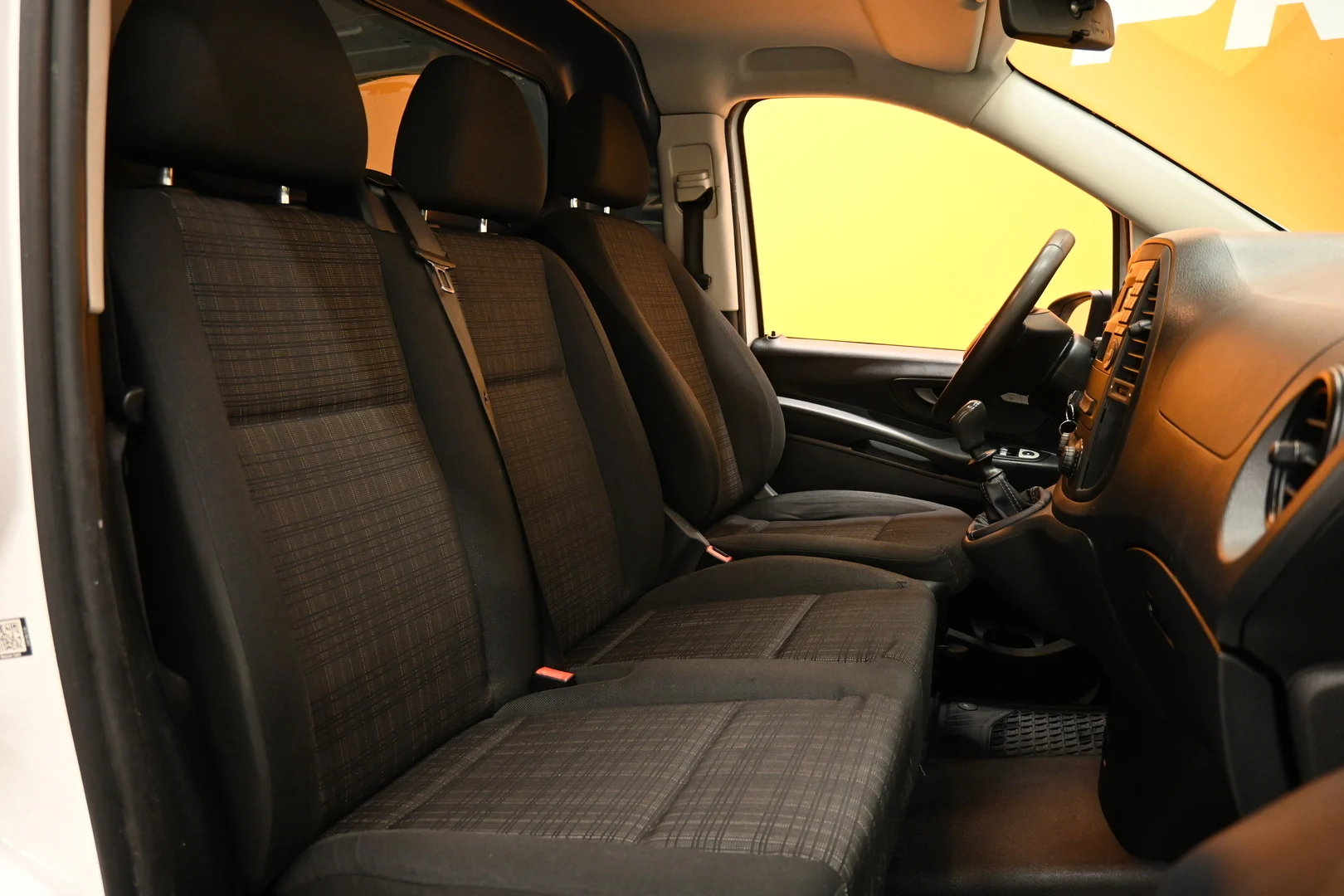 Car Image - 7370KortpUXptV6TLDf341