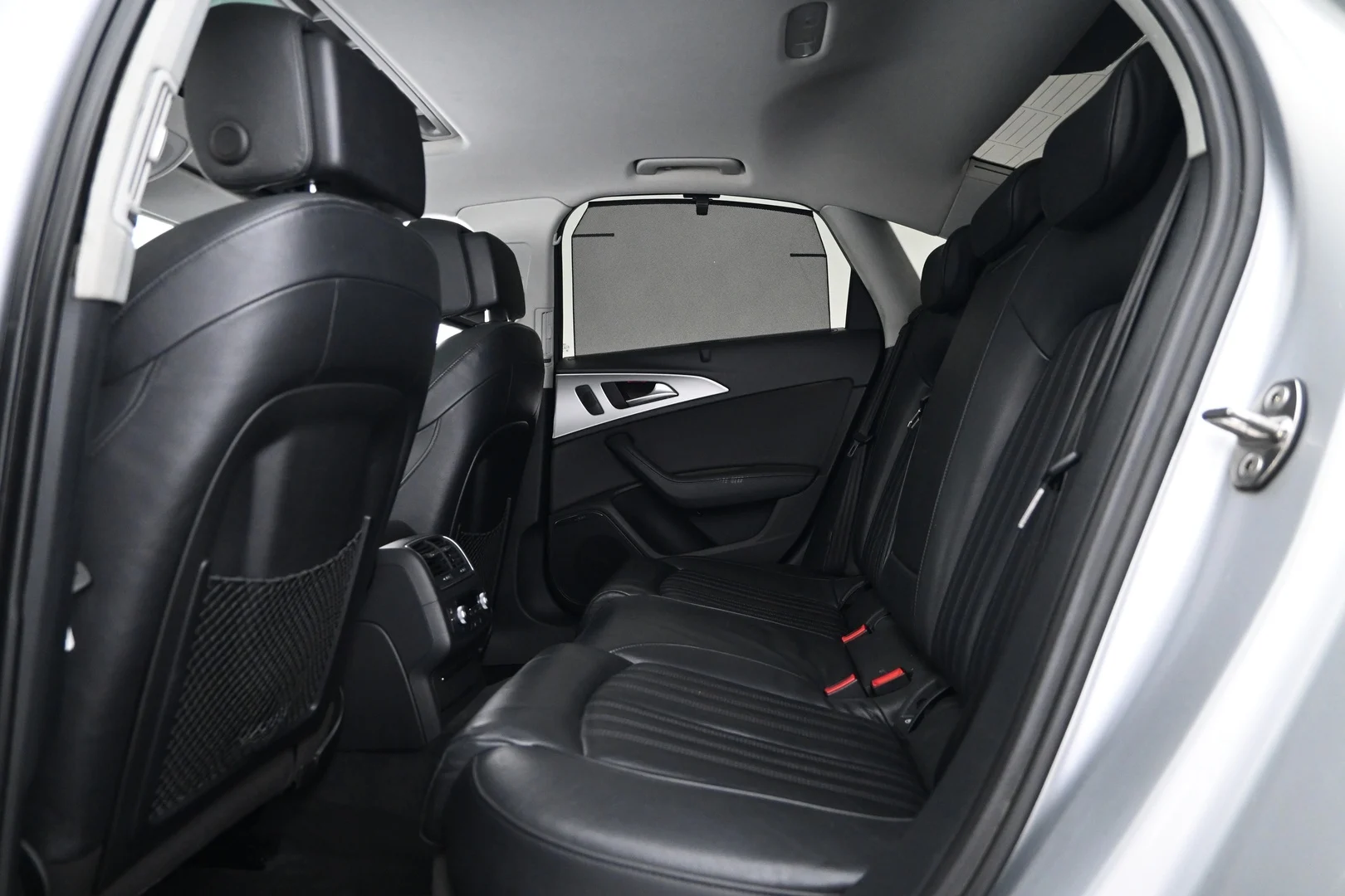 Car Image - 3Kcf3QGLk8PLLW0SEumANj