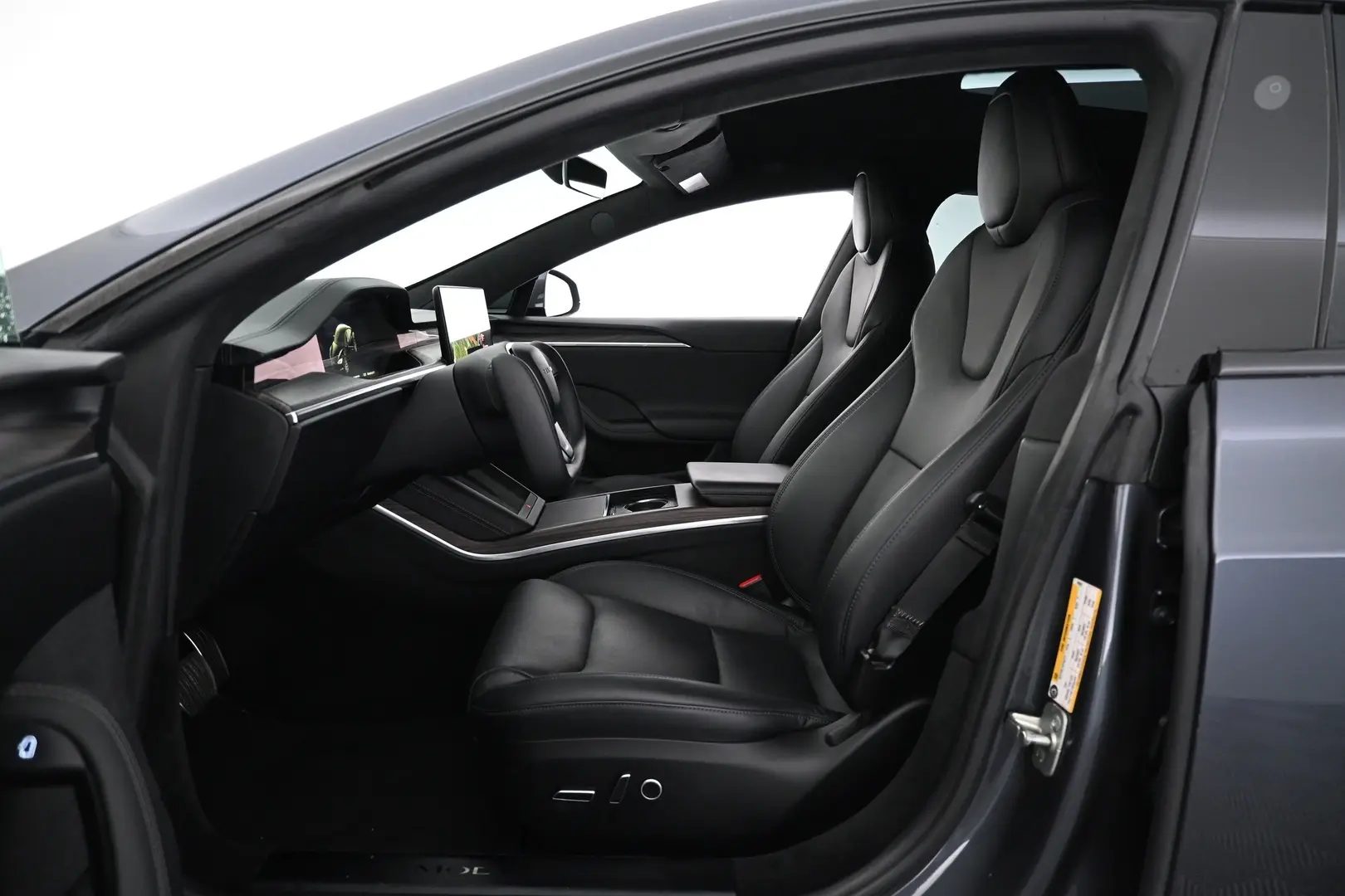 Car Image - 7mnQtmLQtP6ZxjnHVLDZ2Z
