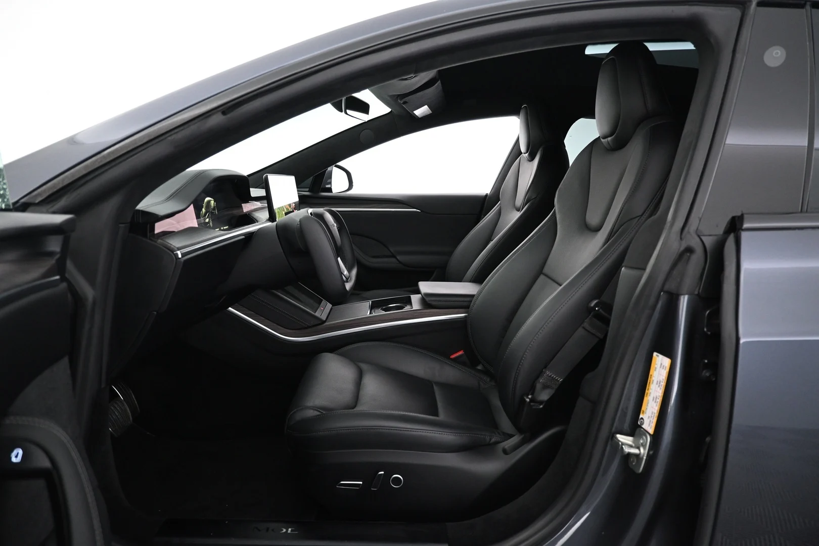 Car Image - 7mnQtmLQtP6ZxjnHVLDZ2Z