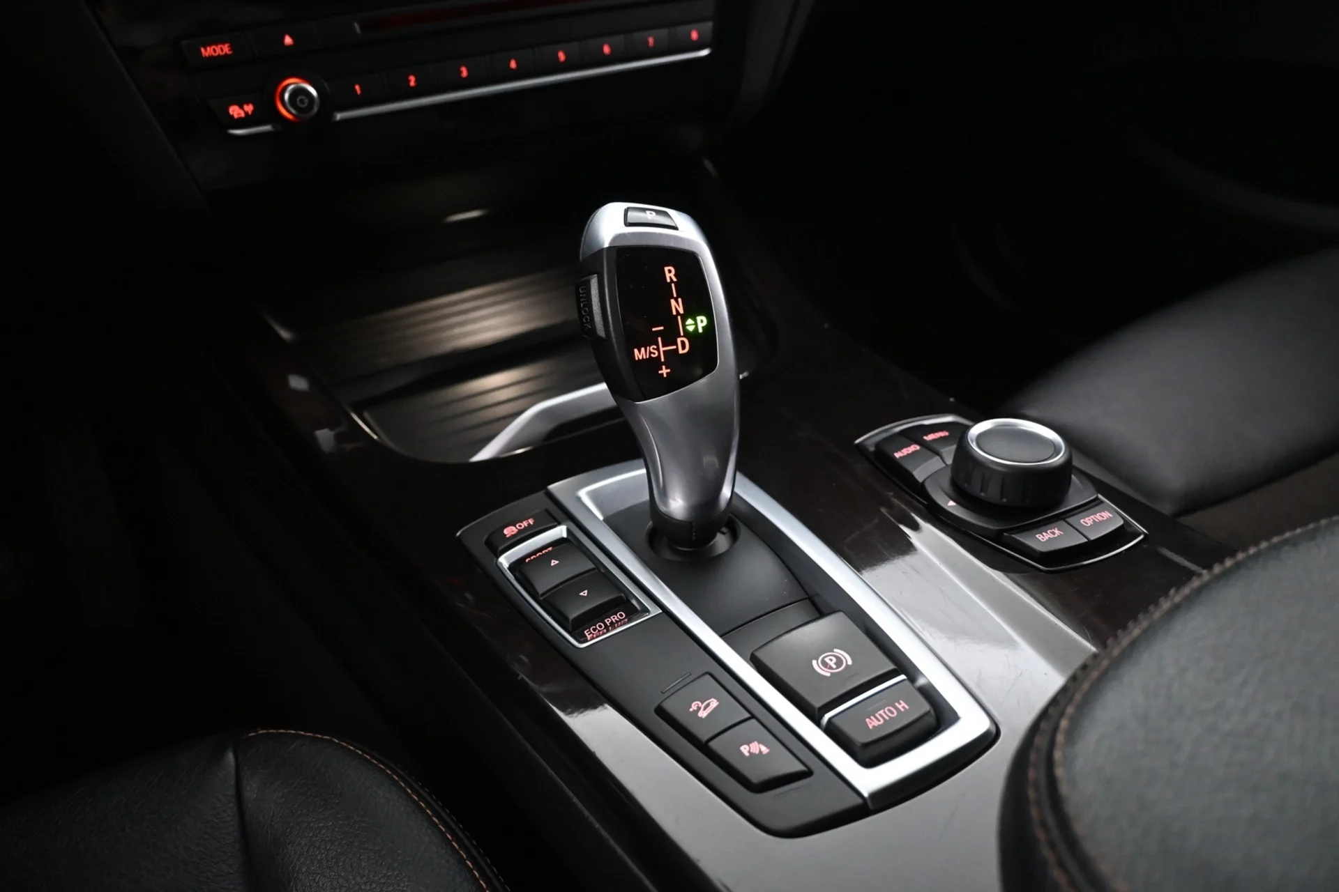 Car Image - 7LIOgXofsTNtxZNjx0lpnx