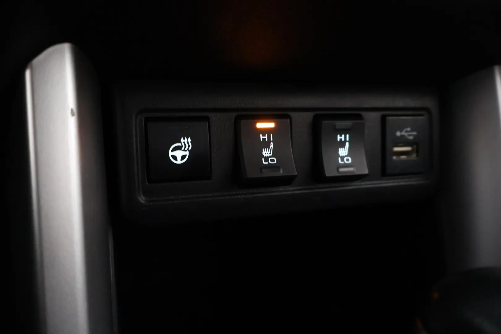 Car Image - bxlsoE7IUj8XmEme4XENw