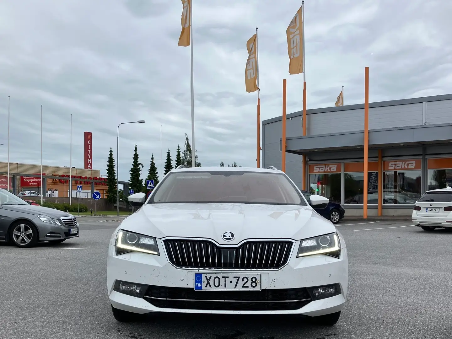 Car Image - 7wqkN8UlSFYYAdQo9pGPOf