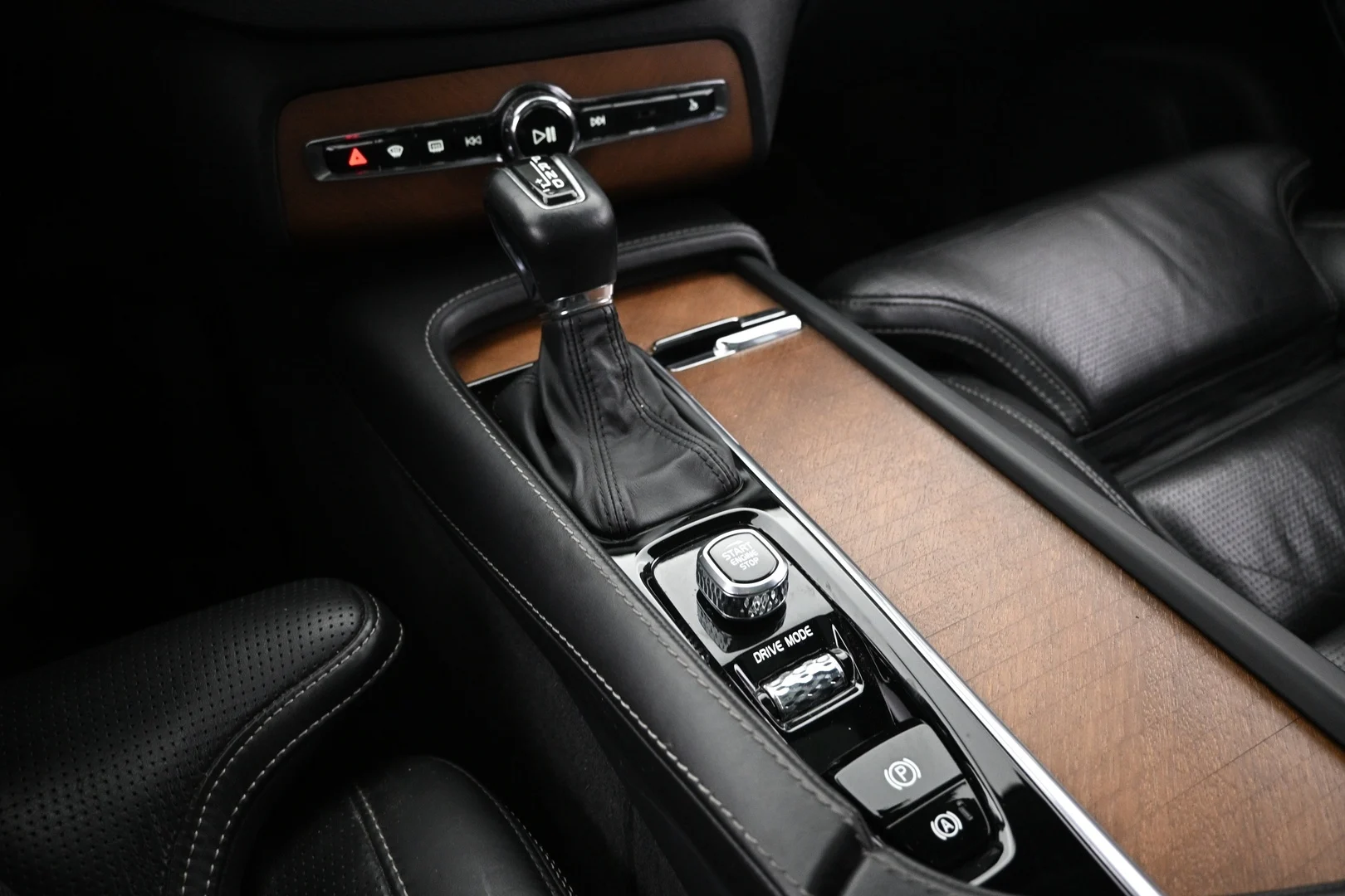 Car Image - 2J7eM0w9FVrwtPUDKNael8