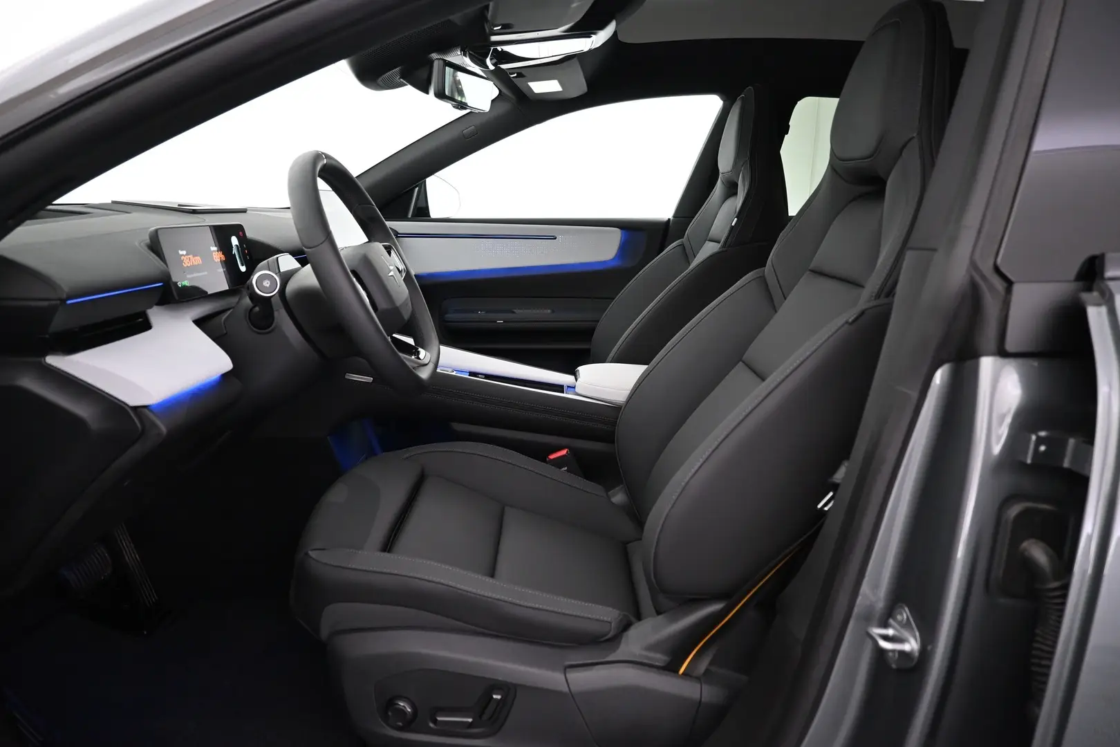Car Image - 4MbRLs6Gf5hfDPq7HgiUOx