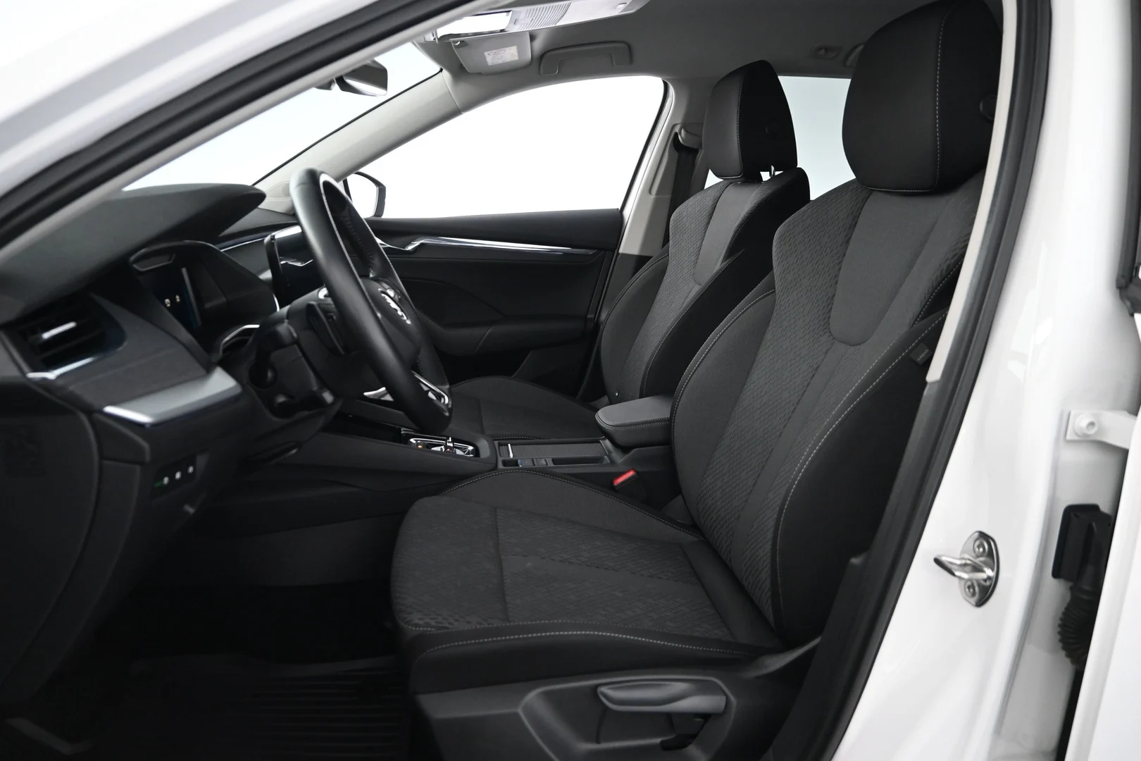 Car Image - 7xtCRWYQx6p1ZO3khQ2vrO