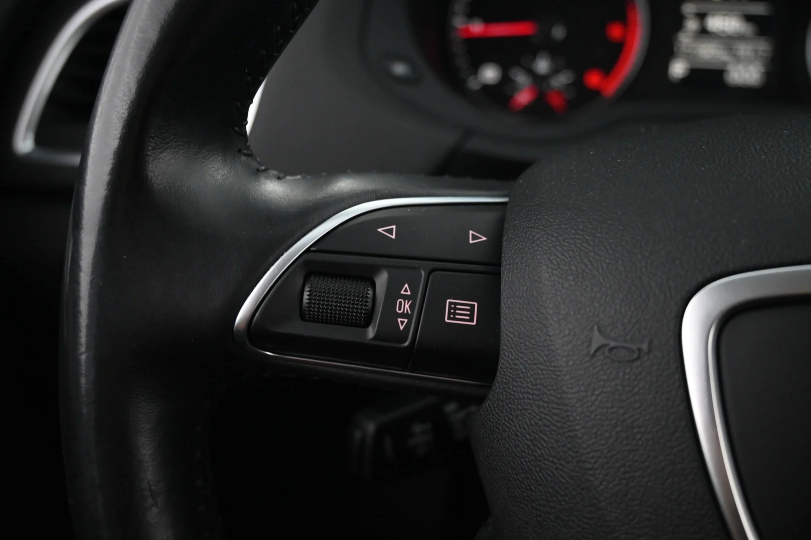 Car Image - 1yUQf2nrOcEmGuMXXDIwTZ